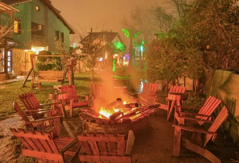 ホテル Agva Pieria Luxury