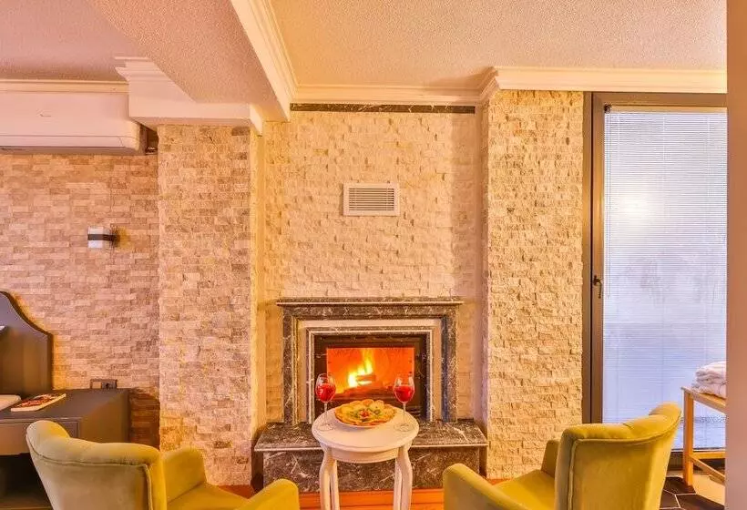 ホテル Agva Pieria Luxury