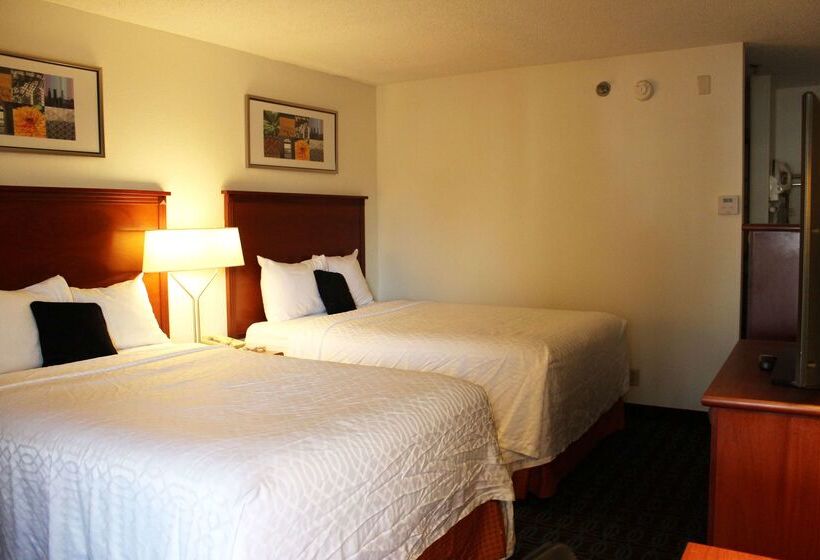 فندق Baymont By Wyndham Dayton North