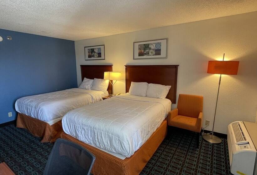 فندق Baymont By Wyndham Dayton North