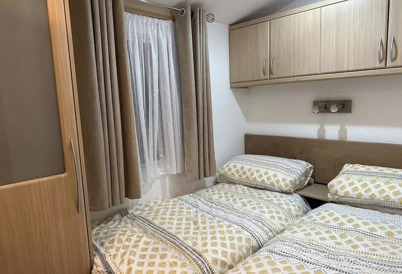 Hotelli Charming 5 Beds Caravan In Beautiful Seton Sands