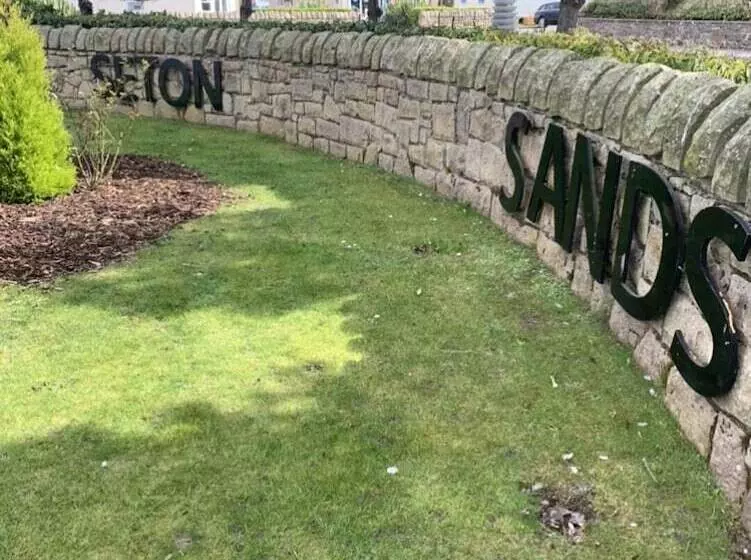 Hotelli Charming 5 Beds Caravan In Beautiful Seton Sands