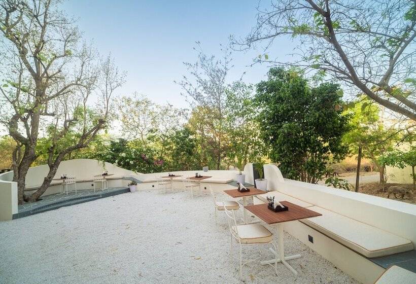 Hotel Devraj Villa A Luxury Homestay With Pool