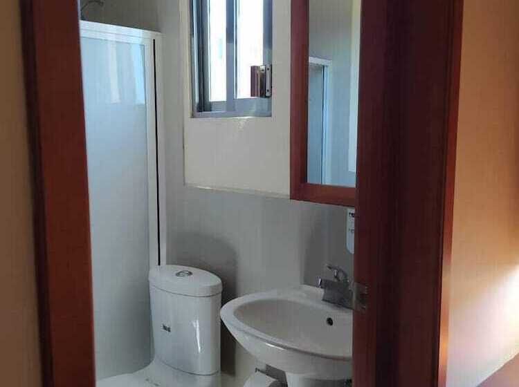 Отель Express Inn Juchitan