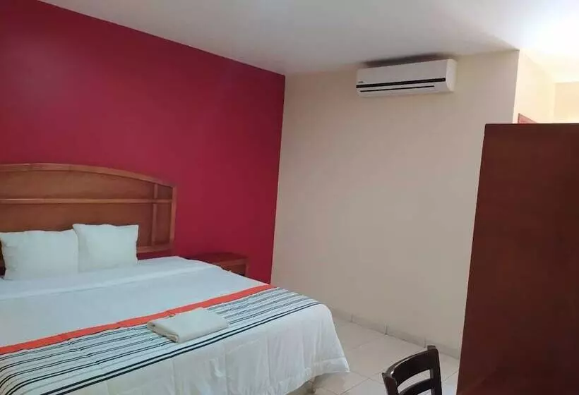 Hotelli Express Inn Juchitan