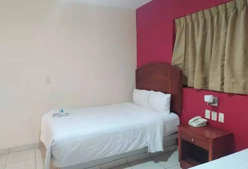 Hotelli Express Inn Juchitan