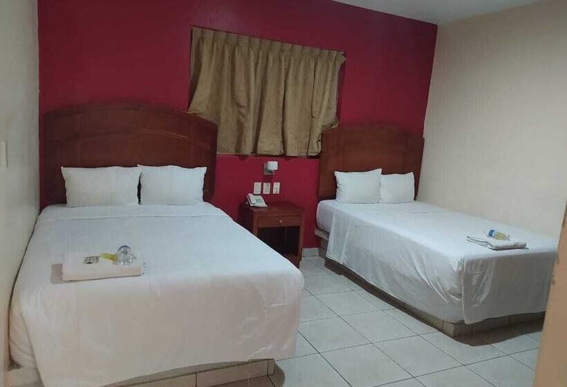 Отель Express Inn Juchitan