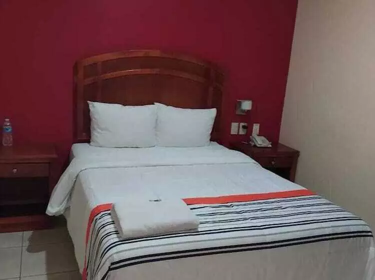 Hotelli Express Inn Juchitan