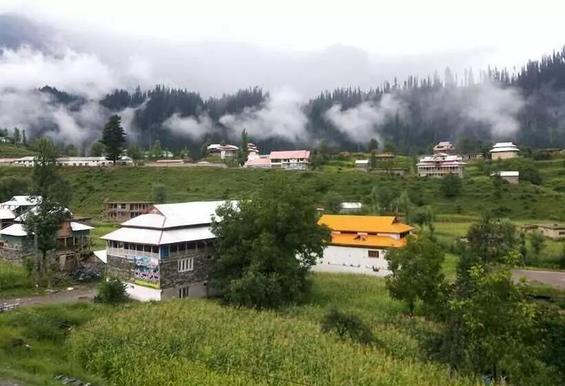 هتل Kashmir Lodge