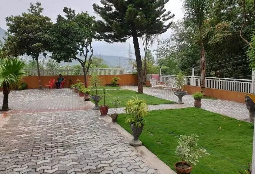هتل Kashmir Lodge