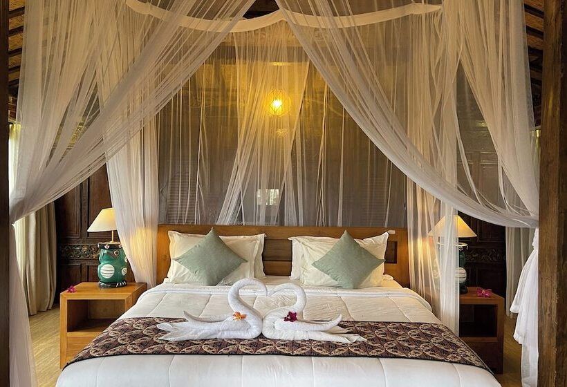 فندق Kts Kubu Tepi Sawah