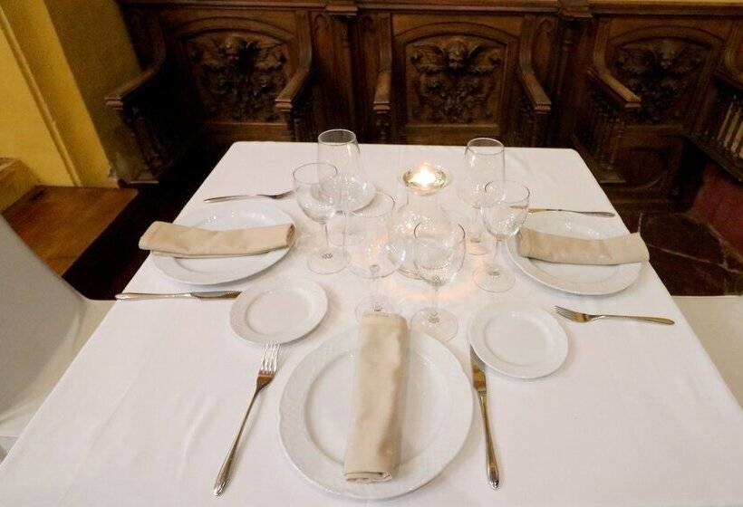 Hotel Monasterio Rocamador