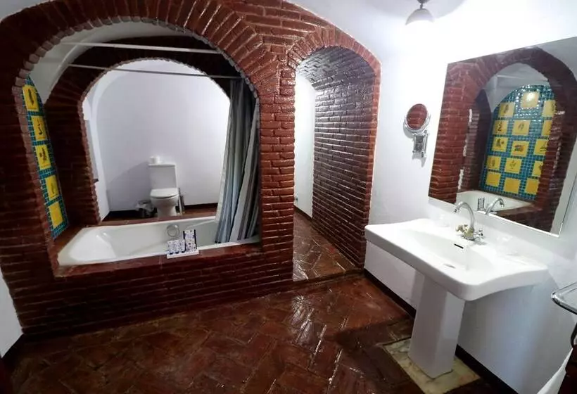 Hotelli Monasterio Rocamador