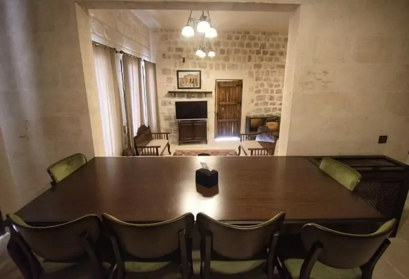 هتل Old City Kasım Tuğmaner Konağı