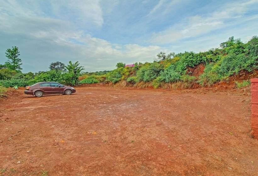 Отель Treebo Mountain Retreat Mahabaleshwar, 600 Mtrs From Lingmala Waterfall