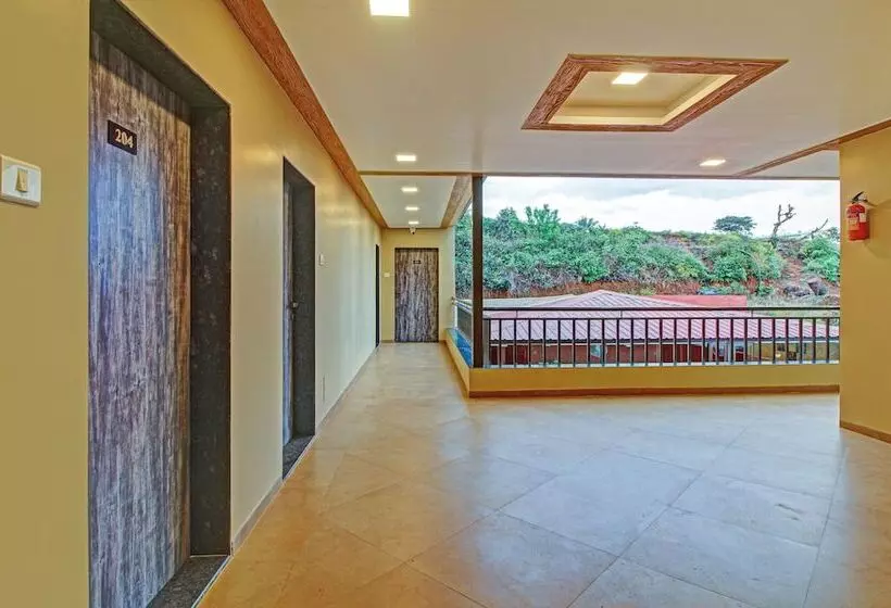 Hotelli Treebo Mountain Retreat Mahabaleshwar, 600 Mtrs From Lingmala Waterfall