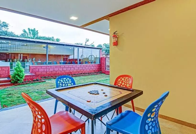 Hotelli Treebo Mountain Retreat Mahabaleshwar, 600 Mtrs From Lingmala Waterfall