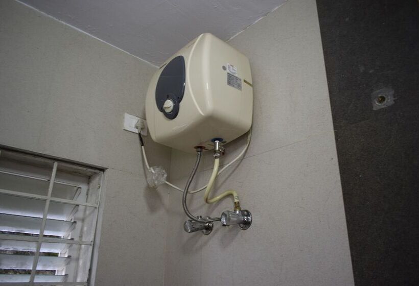 فندق Vasantham Palace