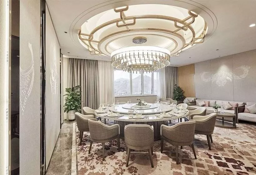 Howard Johnson By Wyndham Tianxiaqiguan Hotel Xingwen