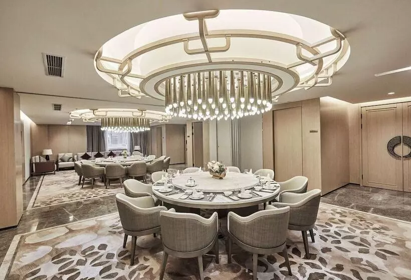 Howard Johnson By Wyndham Tianxiaqiguan Hotel Xingwen