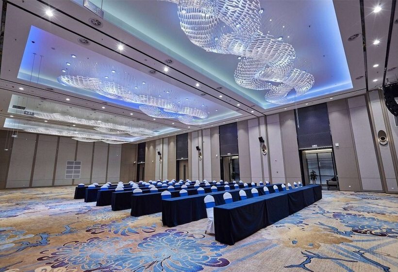 Howard Johnson By Wyndham Tianxiaqiguan Hotel Xingwen