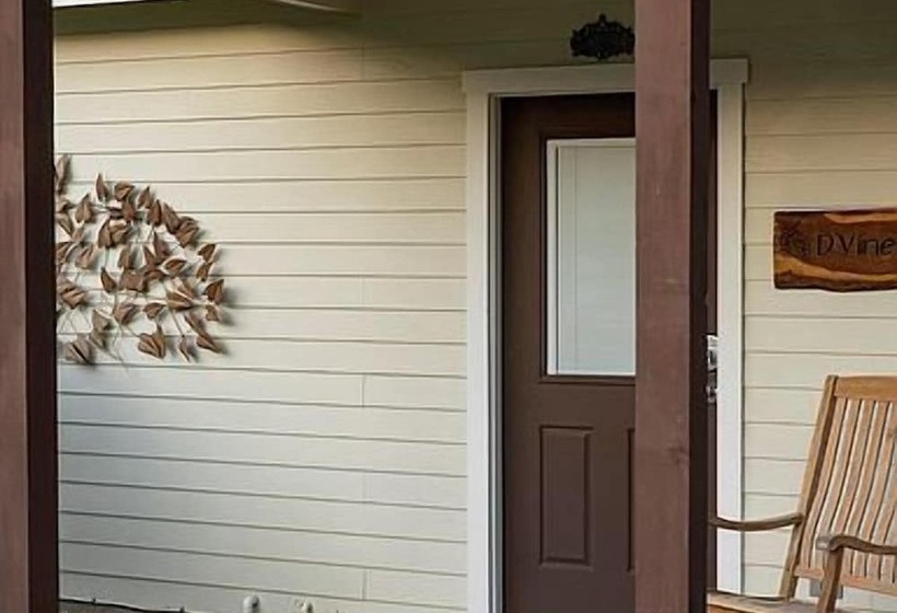 Luxury Cottage W/viewsfireplacespa Bath