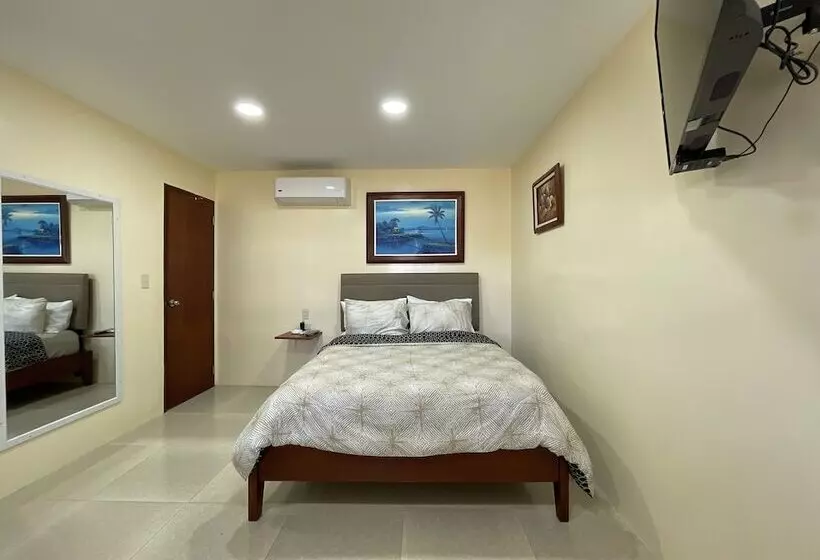 Monty S Riverside View Resort By Cocotel