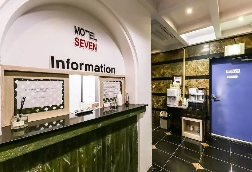 モーテル Cheonan Seven