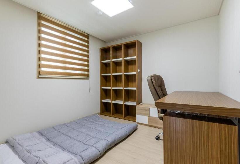 فندق على الطريق Js Residence Hotel Okpo