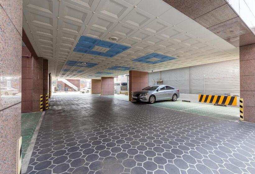 فندق على الطريق Js Residence Hotel Okpo