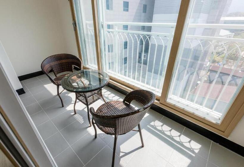 فندق على الطريق Js Residence Hotel Okpo