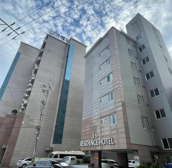فندق على الطريق Js Residence Hotel Okpo