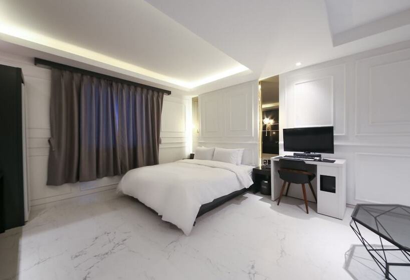 モーテル Gunsan Hotel Withus