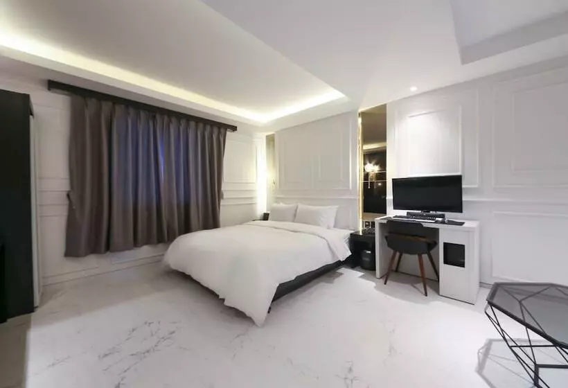 モーテル Gunsan Hotel Withus