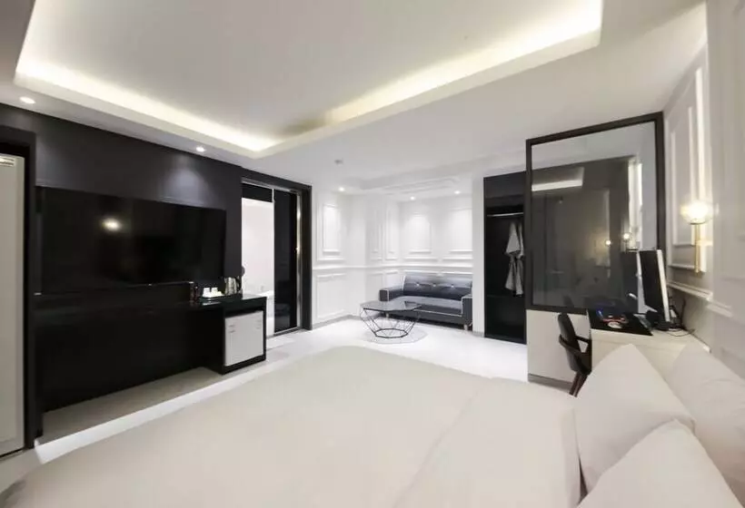 モーテル Gunsan Hotel Withus