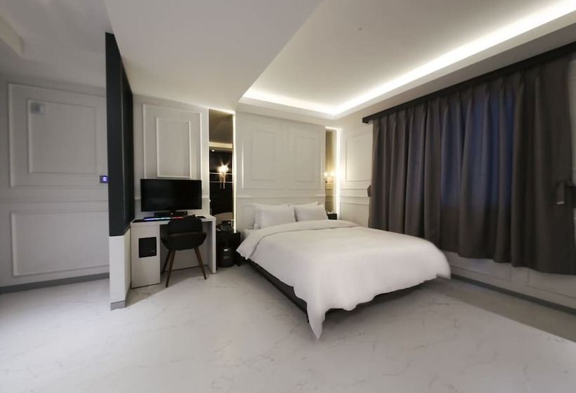 モーテル Gunsan Hotel Withus