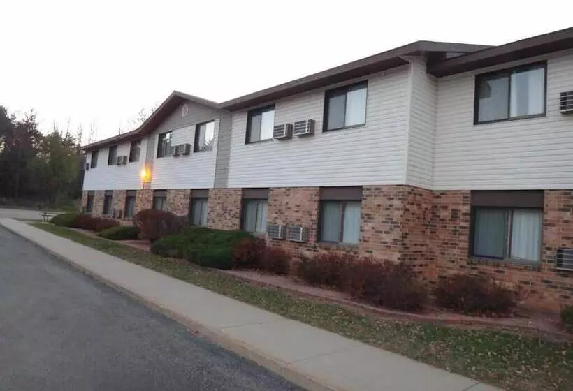 モーテル Wautoma Inn By Oyo Near Airport Wi 73