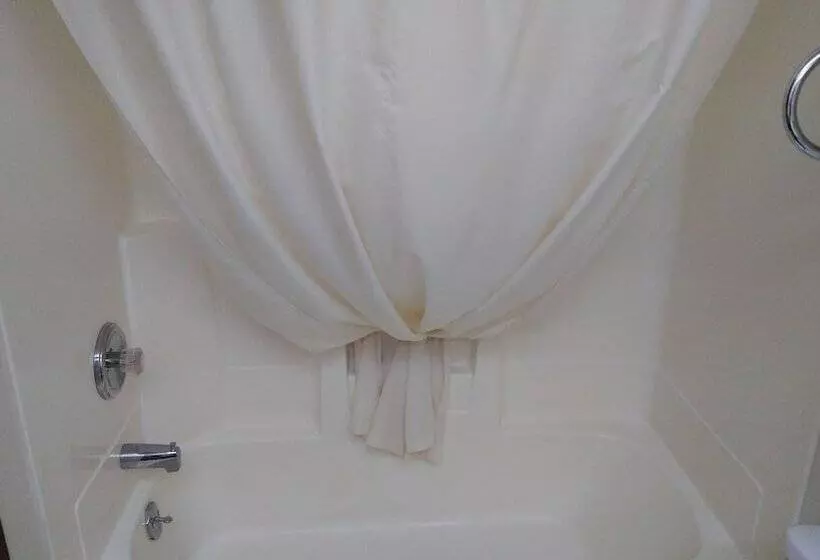 モーテル Wautoma Inn By Oyo Near Airport Wi 73