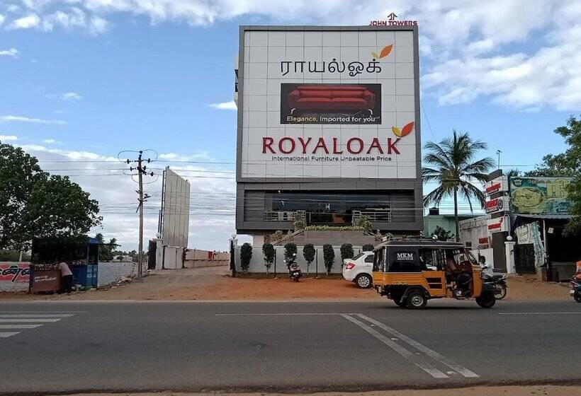 פנסיון John Towers