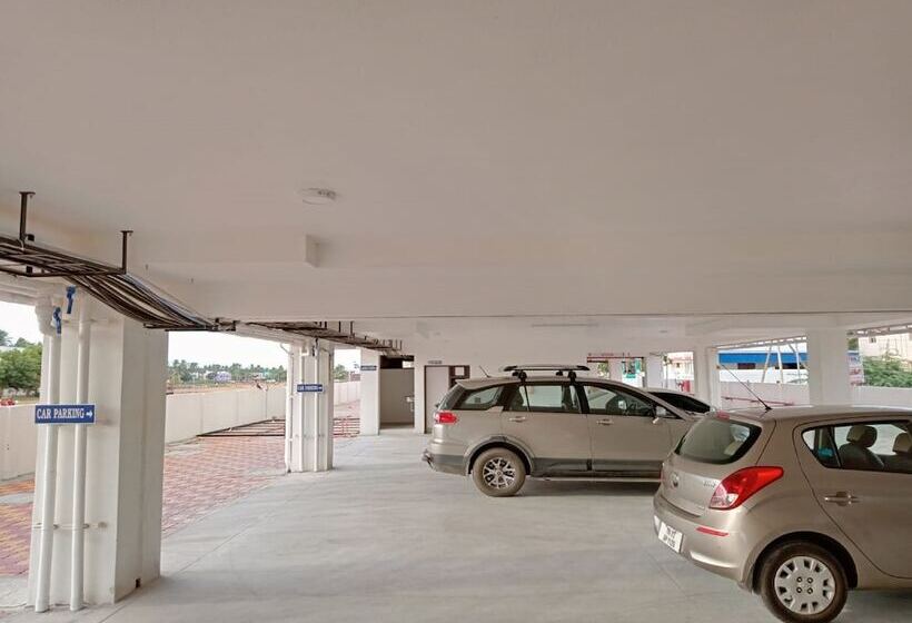 פנסיון John Towers