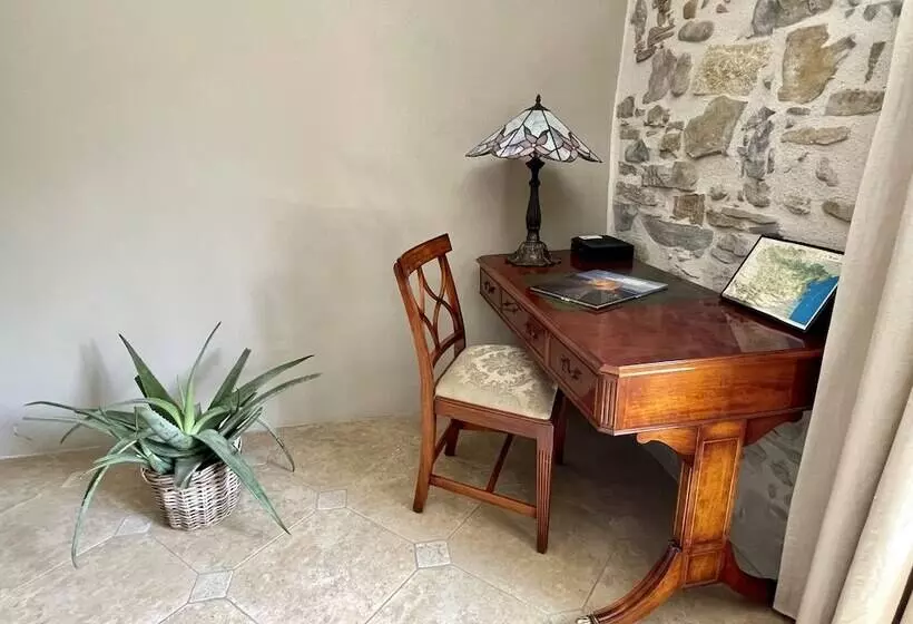 Majatalo Le Domaine De La Tuilerie   Gîte De Charme En Bord De Rivière Avec Piscine