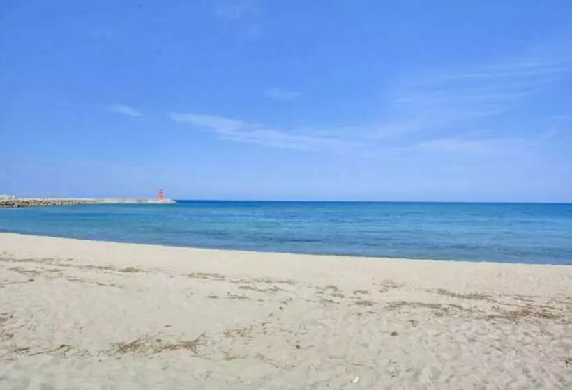 ペンション Naksan Beach Condotel