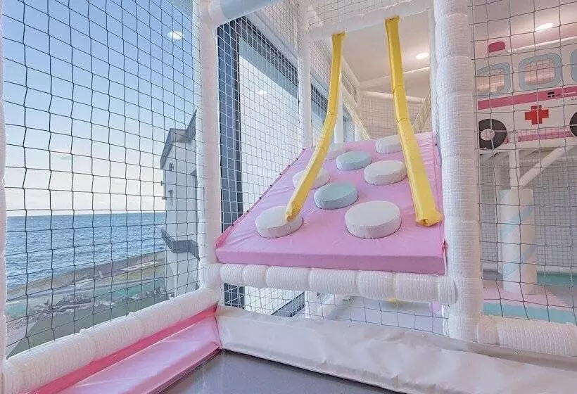 Majatalo Pohang The Elite Kids Pool Villa