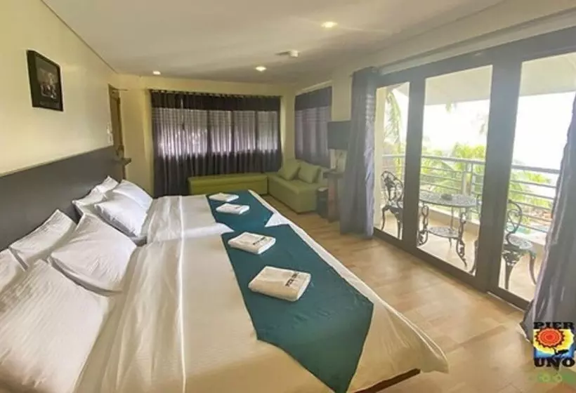 Hotelli Pier Uno Dive Resort