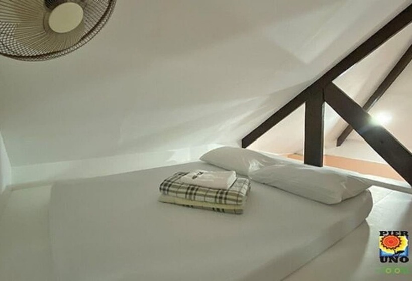 Отель Pier Uno Dive Resort