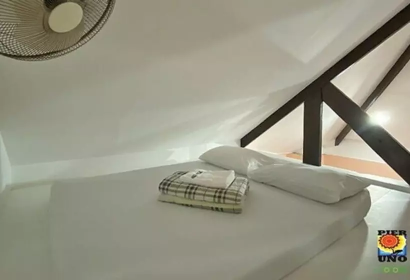 Hotelli Pier Uno Dive Resort