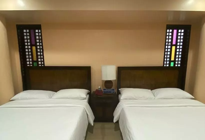 Hotelli Pier Uno Dive Resort