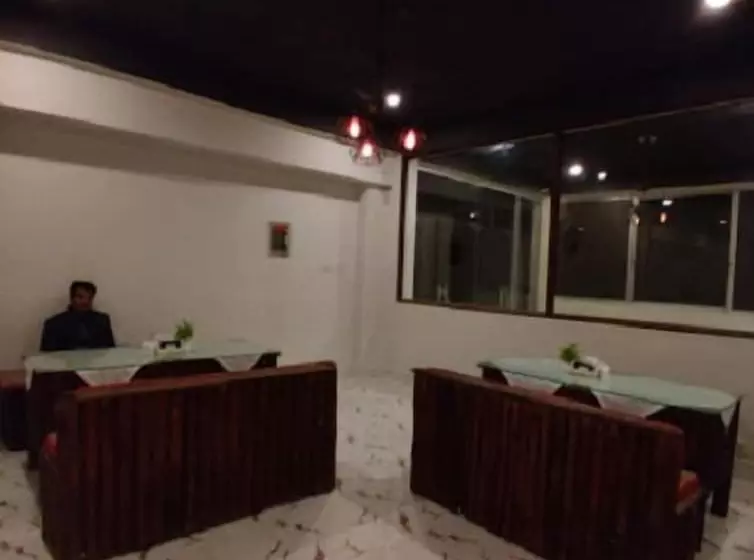 Rmasaa Hotel & Restaurant