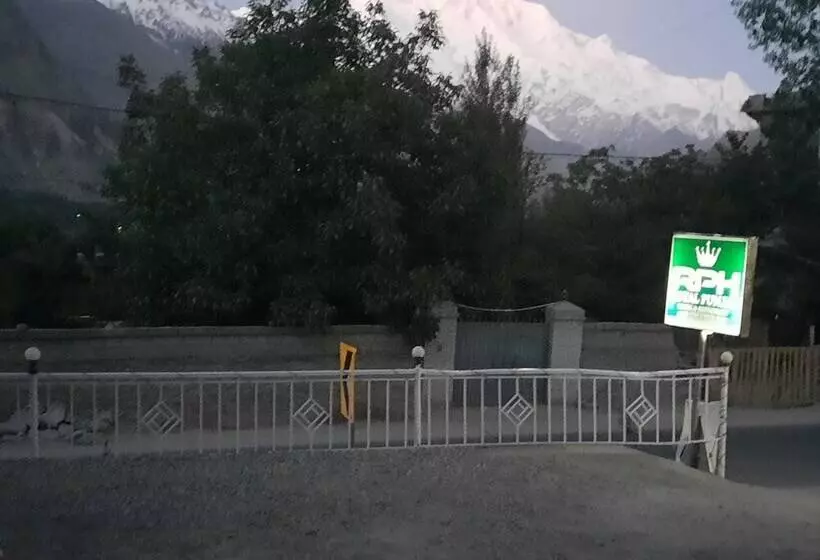 Royal Punjab Hunza Hotel And Restaurant