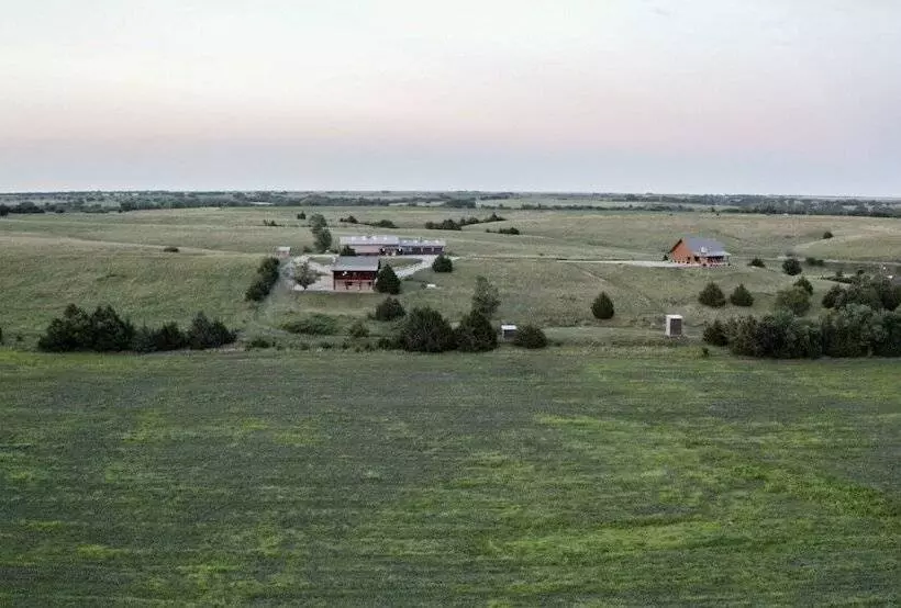 Snow Goose Lodge At Gamekeeper S Marsh